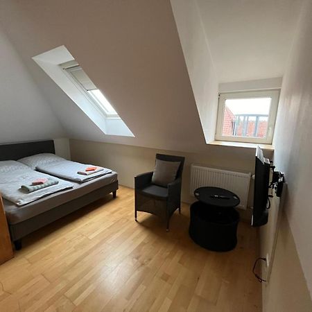 Doppelzimmer, Tv- Bad, Kuehlschrank- Parkplatz-17 Meine 外观 照片