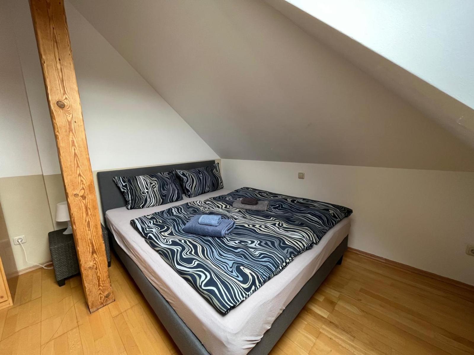 Doppelzimmer, Tv- Bad, Kuehlschrank- Parkplatz-17 Meine 外观 照片