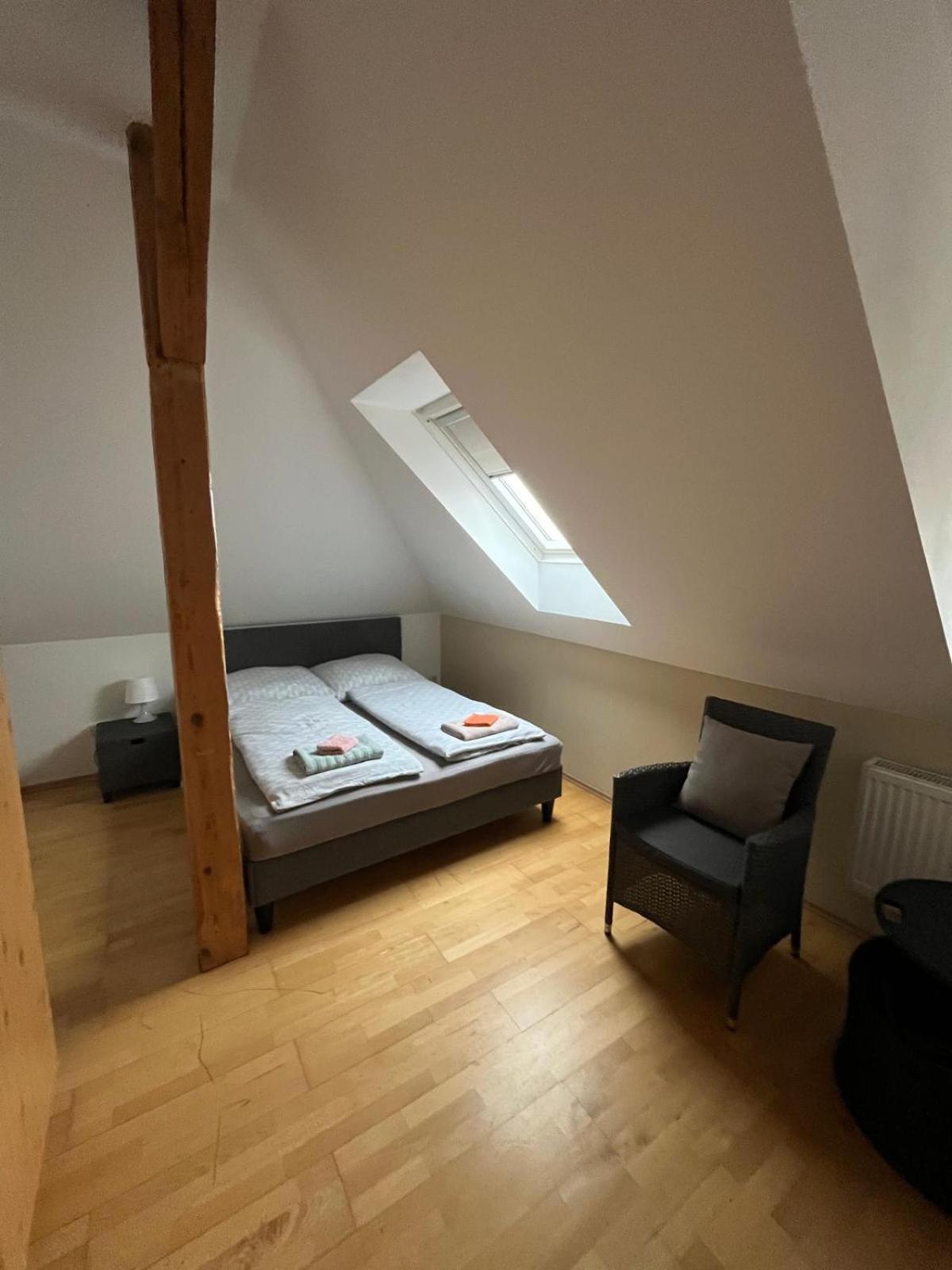 Doppelzimmer, Tv- Bad, Kuehlschrank- Parkplatz-17 Meine 外观 照片